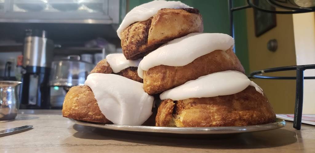 Chelsea Royal Diner | restaurant | 487 Marlboro Rd, West Brattleboro, VT 05301, USA | 8022548399 OR +1 802-254-8399