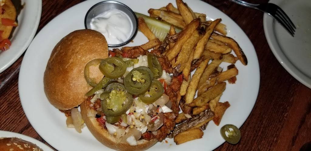 Royal Tavern | restaurant | 937 E Passyunk Ave, Philadelphia, PA 19147, USA | 2153896694 OR +1 215-389-6694