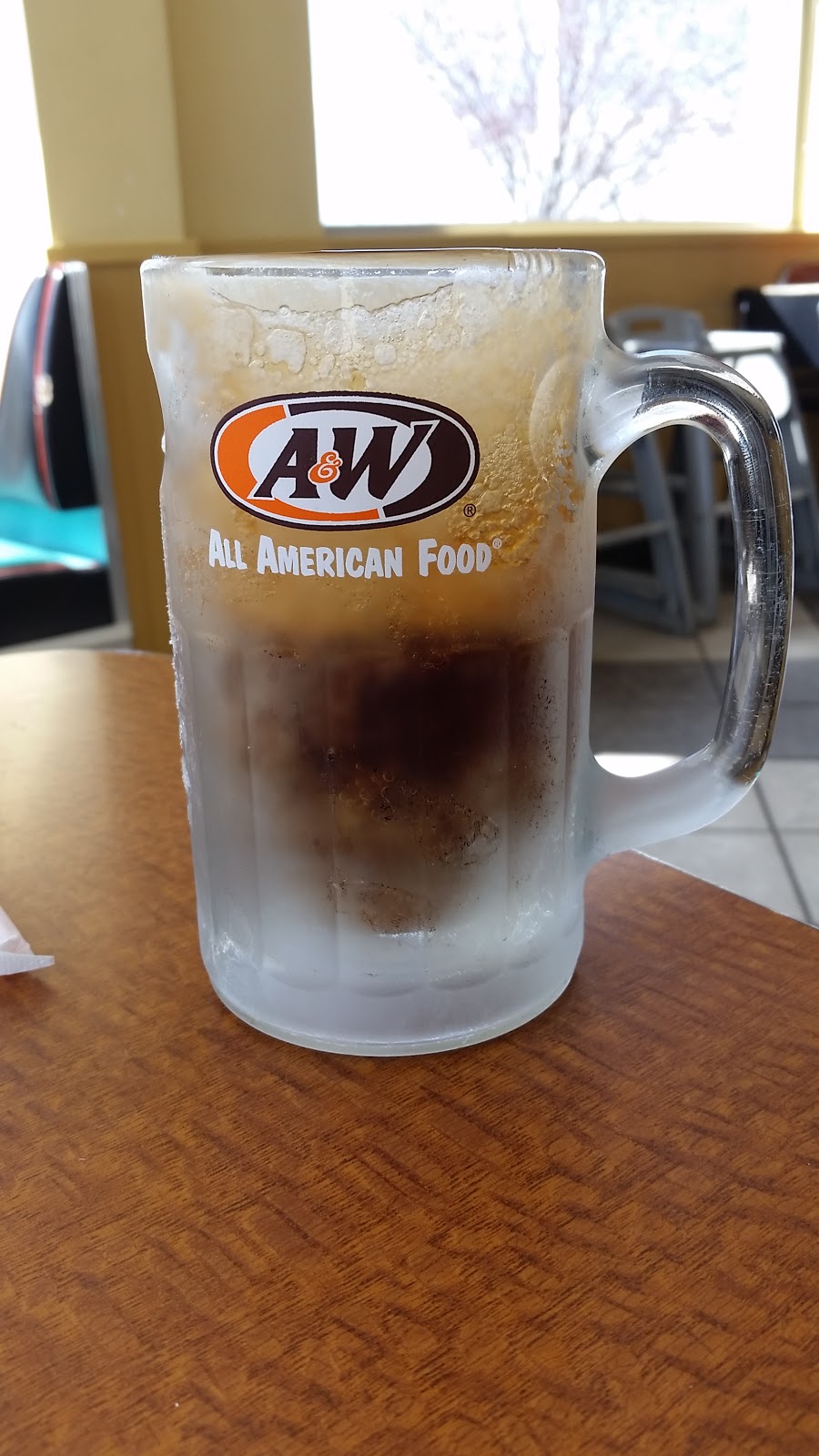 A&W Restaurant | restaurant | 2020 N Townsend Ave, Montrose, CO 81401, USA | 9702491818 OR +1 970-249-1818