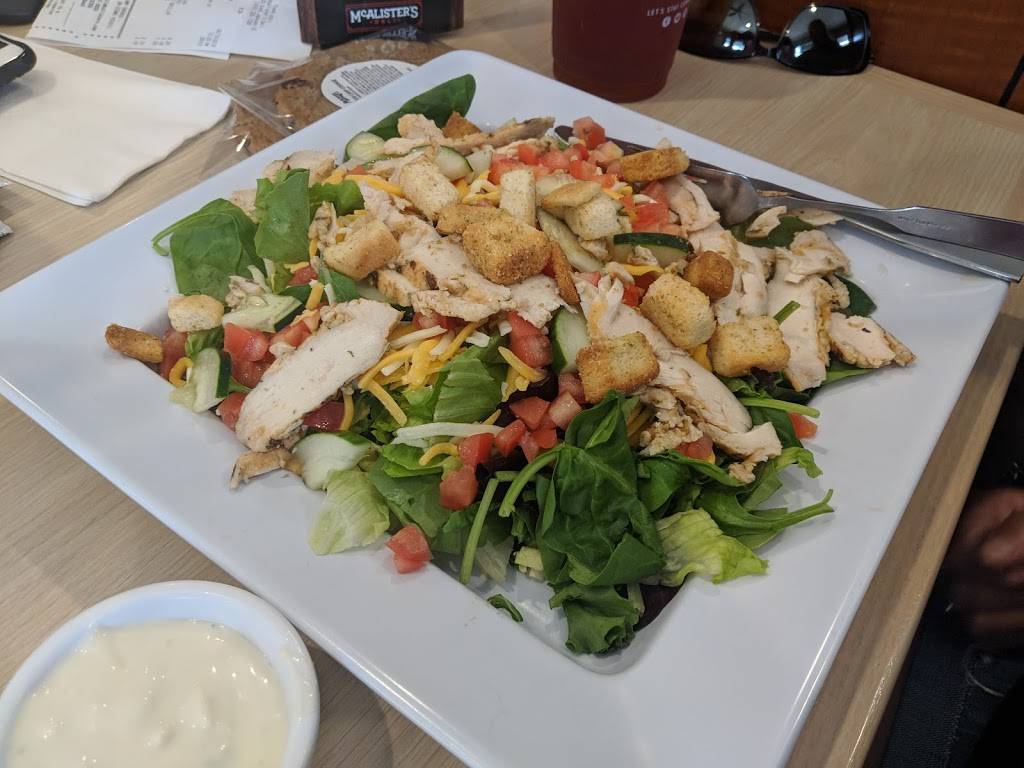 McAlisters Deli | restaurant | 1635 E Jackson, Macomb, IL 61455, USA | 3093261326 OR +1 309-326-1326