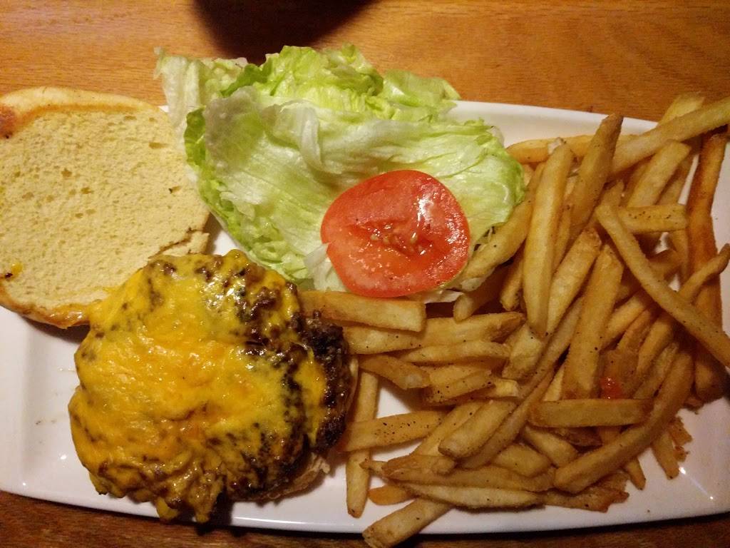 Applebees Grill + Bar | restaurant | 1641 Niagara Falls Blvd, Amherst, NY 14228, USA | 7168318062 OR +1 716-831-8062