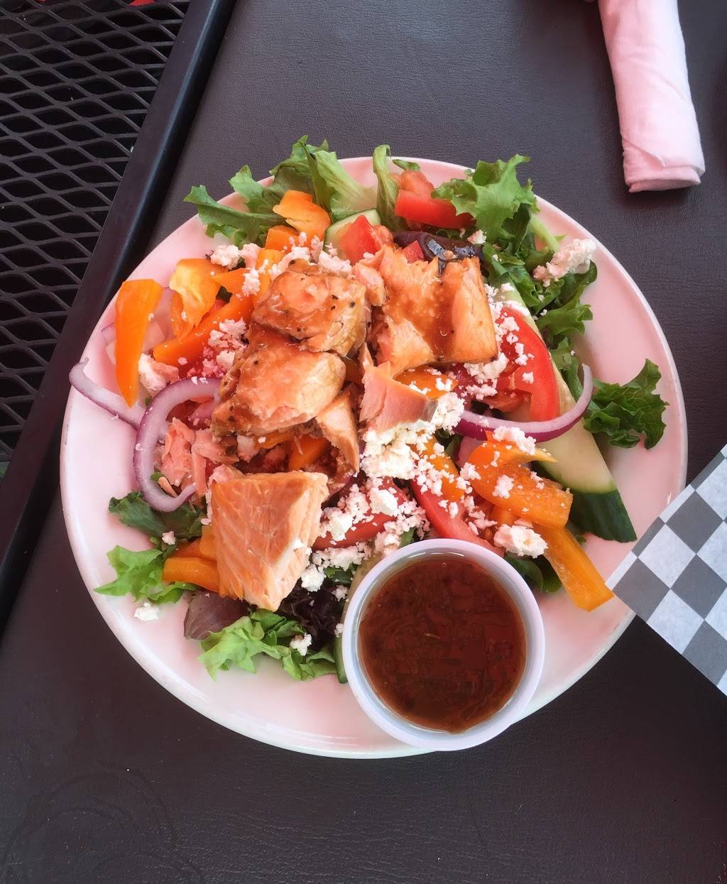 2 Rivers | restaurant | 25 Grand River St N, Paris, ON N3L 2L9, Canada | 5194423233 OR +1 519-442-3233