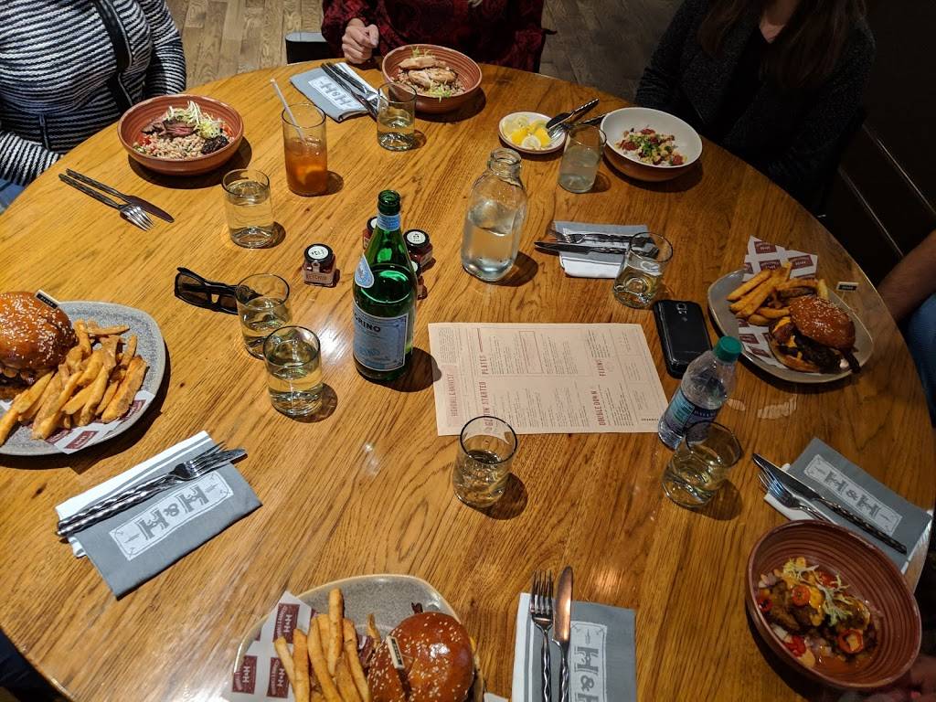 Highball & Harvest | restaurant | 4012 Central Florida Pkwy, Orlando, FL 32837, USA | 4073934422 OR +1 407-393-4422