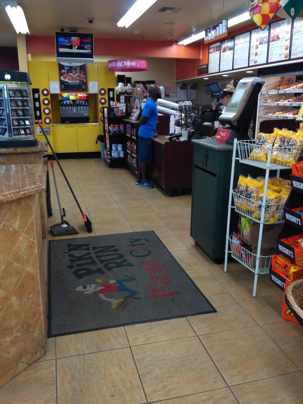 Dunkin | bakery | 20101 Peachland Blvd, Port Charlotte, FL 33954, USA | 9412551157 OR +1 941-255-1157