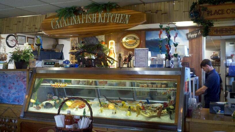 Catalina Fish Kitchen | restaurant | 670 W 17th St, Costa Mesa, CA 92627, USA | 9496458873 OR +1 949-645-8873