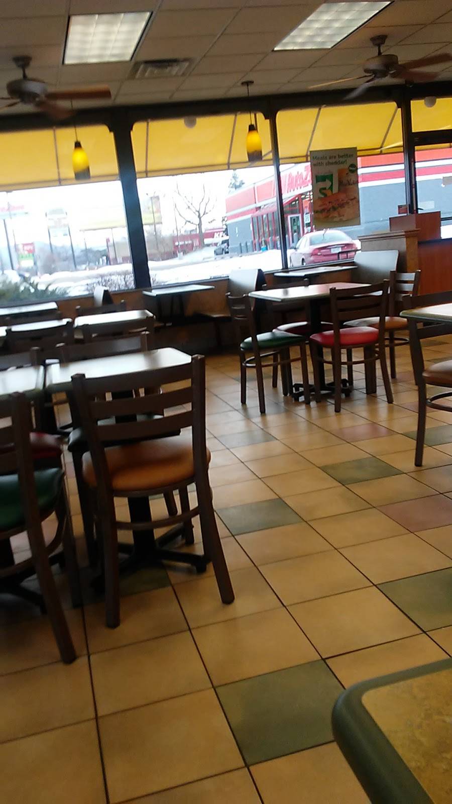 Subway | restaurant | 3810 Mormon Coulee Rd, La Crosse, WI 54601, USA | 6087877676 OR +1 608-787-7676
