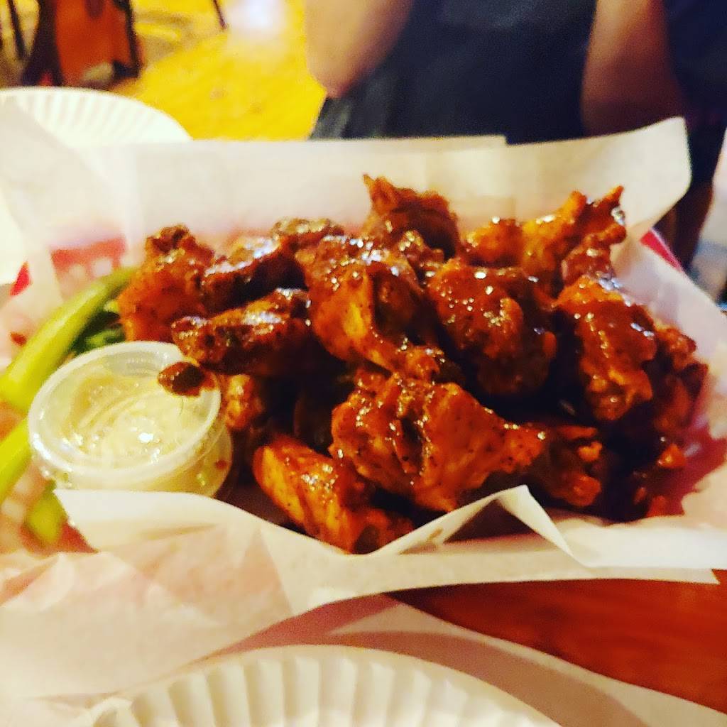 The Fort | restaurant | 97 Main St, Morrisville, NY 13408, USA | 3156849336 OR +1 315-684-9336