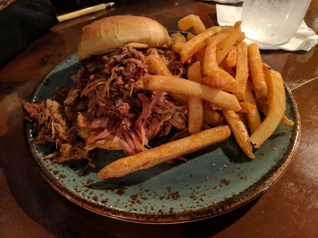 Jack Daniels | restaurant | 2800 Opryland Dr, Nashville, TN 37214, USA | 6154586848 OR +1 615-458-6848