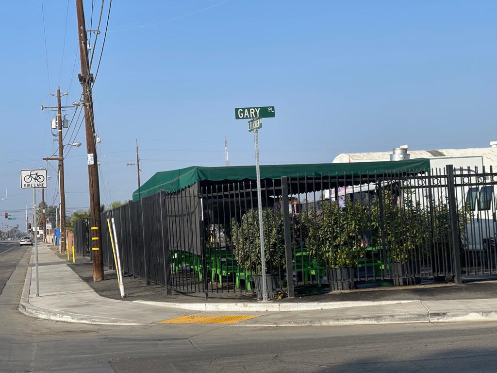 Mariscos las cazuelitas | restaurant | 188 E Fairview Rd, Bakersfield, CA 93307, USA | 6618059178 OR +1 661-805-9178