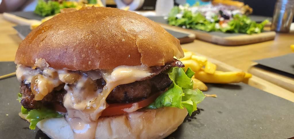 Plan B - Handmade Burgers, Boerewors and Braai | restaurant | 2943A Bloor St West At Grenview Blvd South East Side, Toronto, ON M8X 1B8, Canada | 4162314444 OR +1 416-231-4444