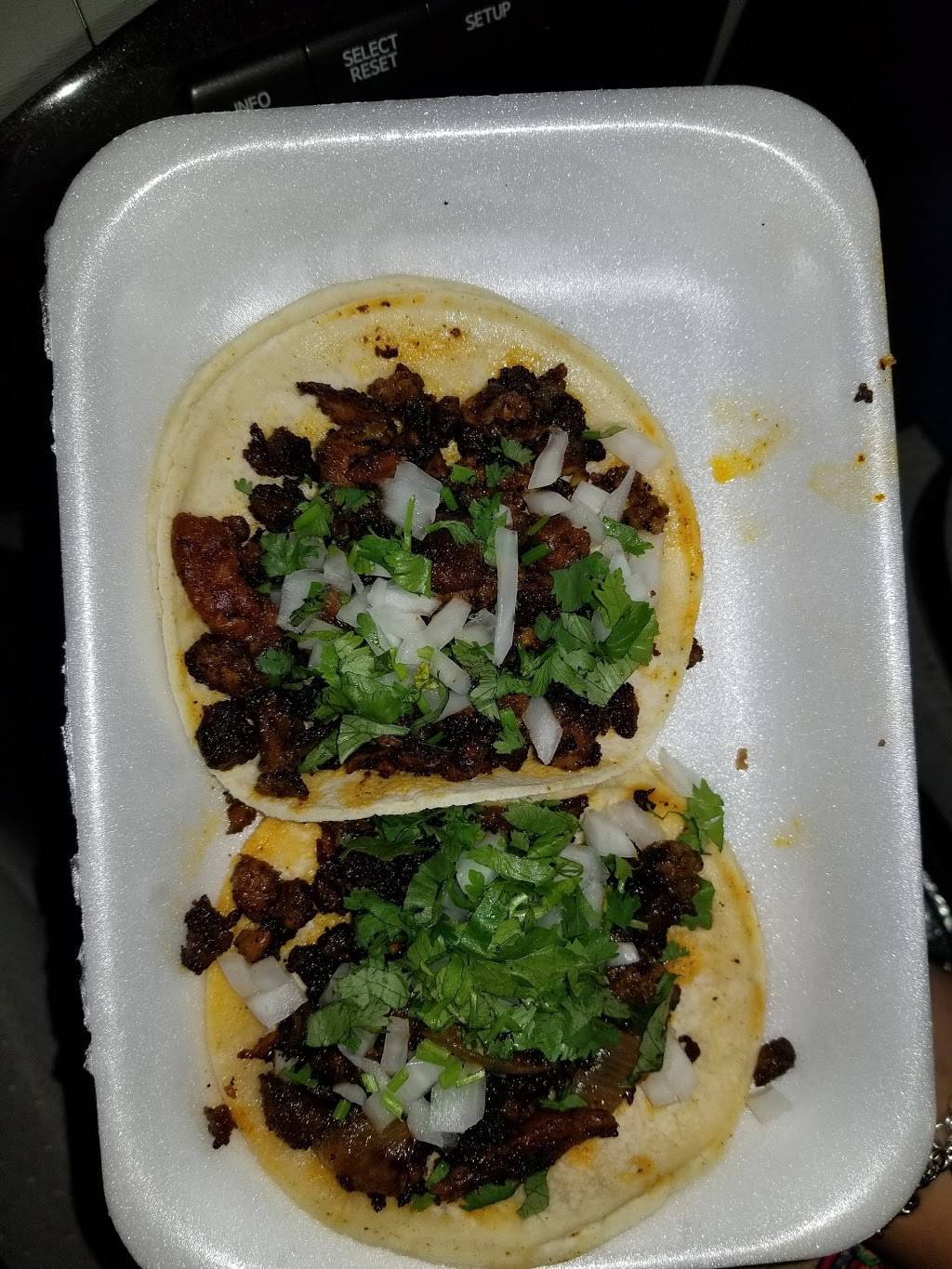 Tacos El Abuelo Nacho | restaurant | 21252 Nordhoff St, Chatsworth, CA 91311, USA | 8184481482 OR +1 818-448-1482