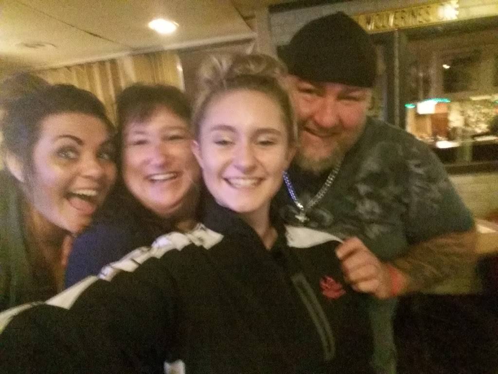 Angelos & Riccardos Inc | restaurant | 161 N Division Ave, Hesperia, MI 49421, USA | 2318543695 OR +1 231-854-3695