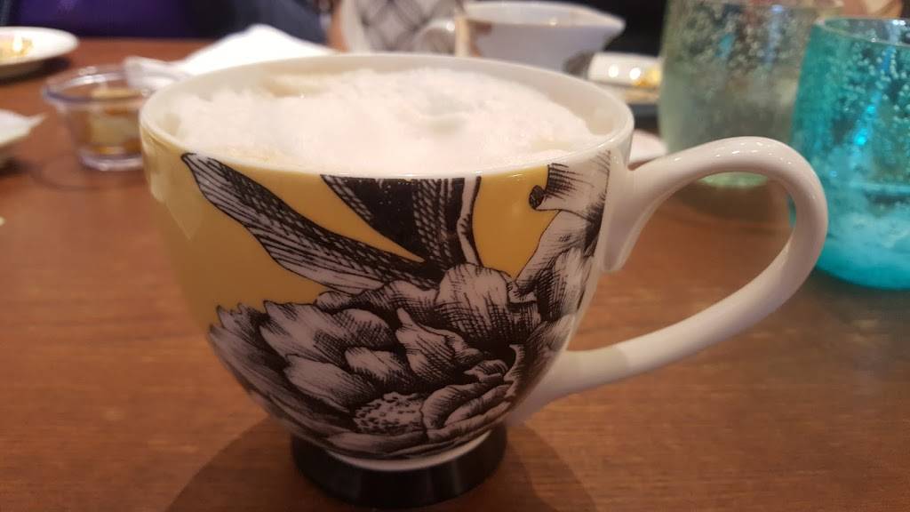 Around the World Cafe Bakery | restaurant | 119 5th Ave, Indialantic, FL 32903, USA | 3213609284 OR +1 321-360-9284