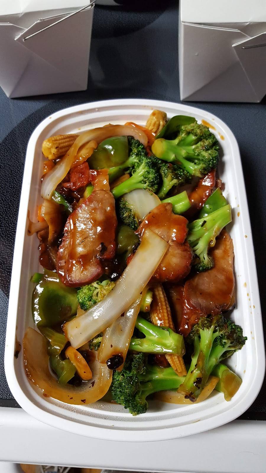 Golden China Restaurant | restaurant | 965 Old Folkstone Rd, Sneads Ferry, NC 28460, USA | 9103272222 OR +1 910-327-2222