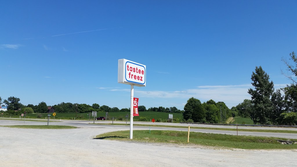 Tastee Freez | restaurant | 17700 Kings Hwy, Wylliesburg, VA 23976, USA | 4347352114 OR +1 434-735-2114