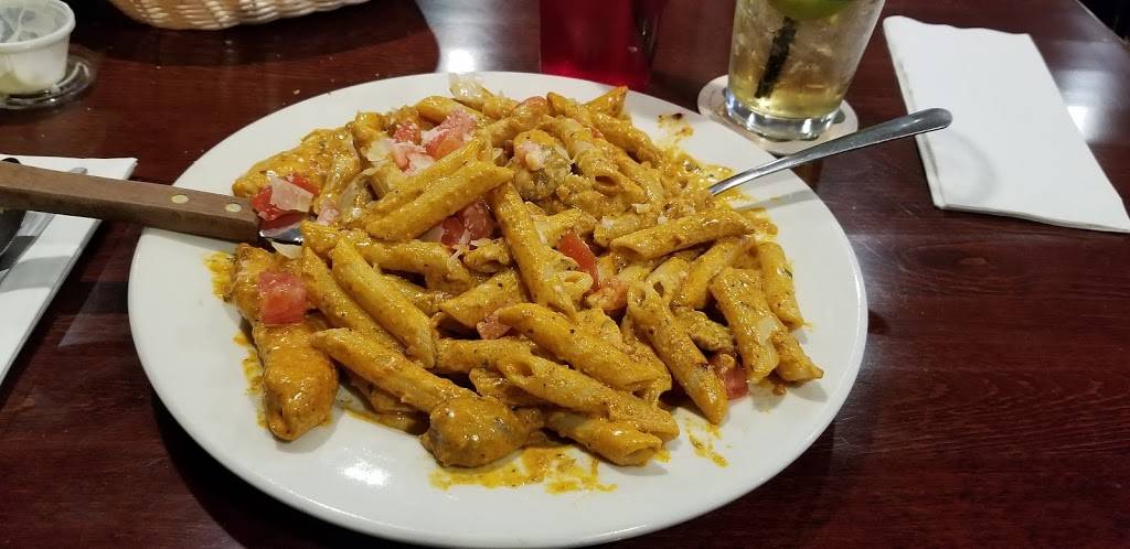 Mr Mikes Restaurant & Lounge | night club | 1149 Main St, Haverhill, MA 01830, USA | 9783735712 OR +1 978-373-5712