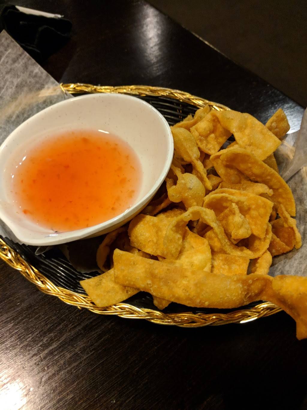 Yamato Japanese Steakhouse & Sushi | restaurant | 3717 National Rd E, Richmond, IN 47374, USA | 7659351077 OR +1 765-935-1077