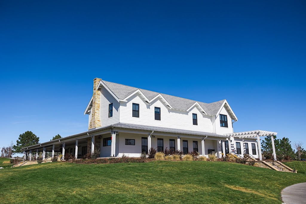 The Farmhouse Grill at Raccoon Creek | restaurant | 7301 W Bowles Ave, Littleton, CO 80123, USA | 7202878200 OR +1 720-287-8200