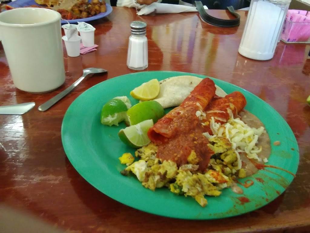 Los Gallegos | restaurant | 587 N Yarbrough Dr, El Paso, TX 79915, USA | 9155920100 OR +1 915-592-0100