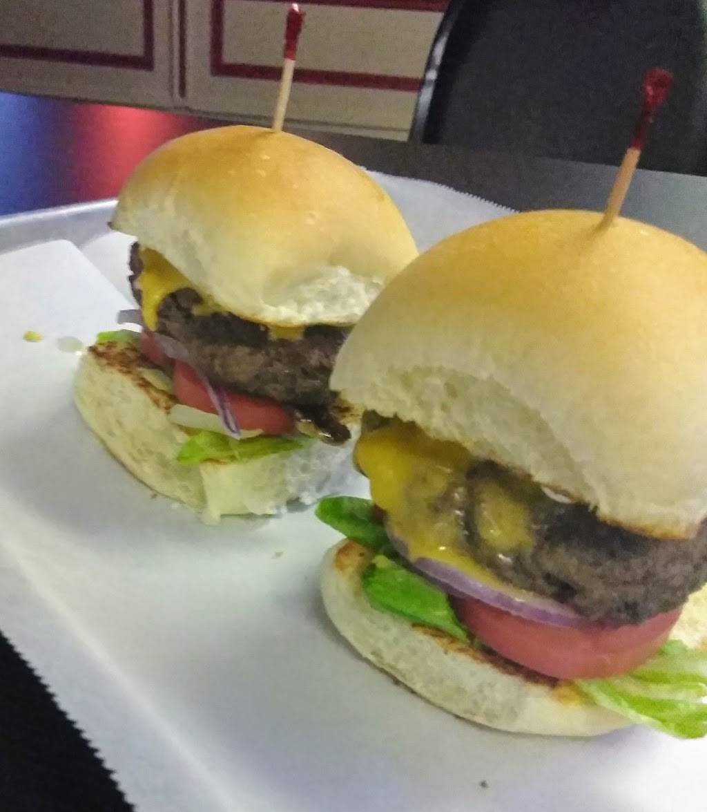 Front Street Pizza | restaurant | 526 Front St Box 476, Fredericktown, PA 15333, USA | 7243444050 OR +1 724-344-4050