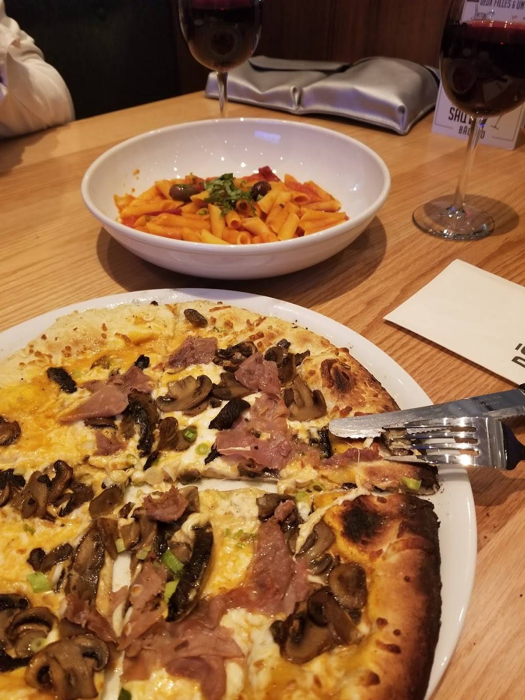 Bacaro Pizzeria | restaurant | 185 Boulevard Taschereau, La Prairie, QC J5R 6G8, Canada | 4506191816 OR +1 450-619-1816