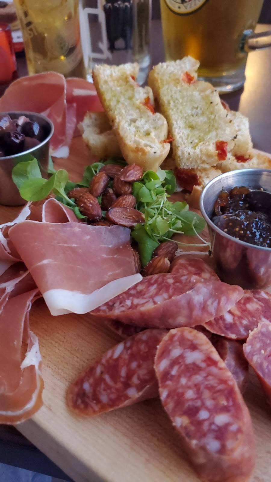 Goodfellas Wood Oven Pizza | restaurant | 50 Burnhamthorpe Rd W, Mississauga, ON L5B 3C2, Canada | 8554335527 OR +1 855-433-5527