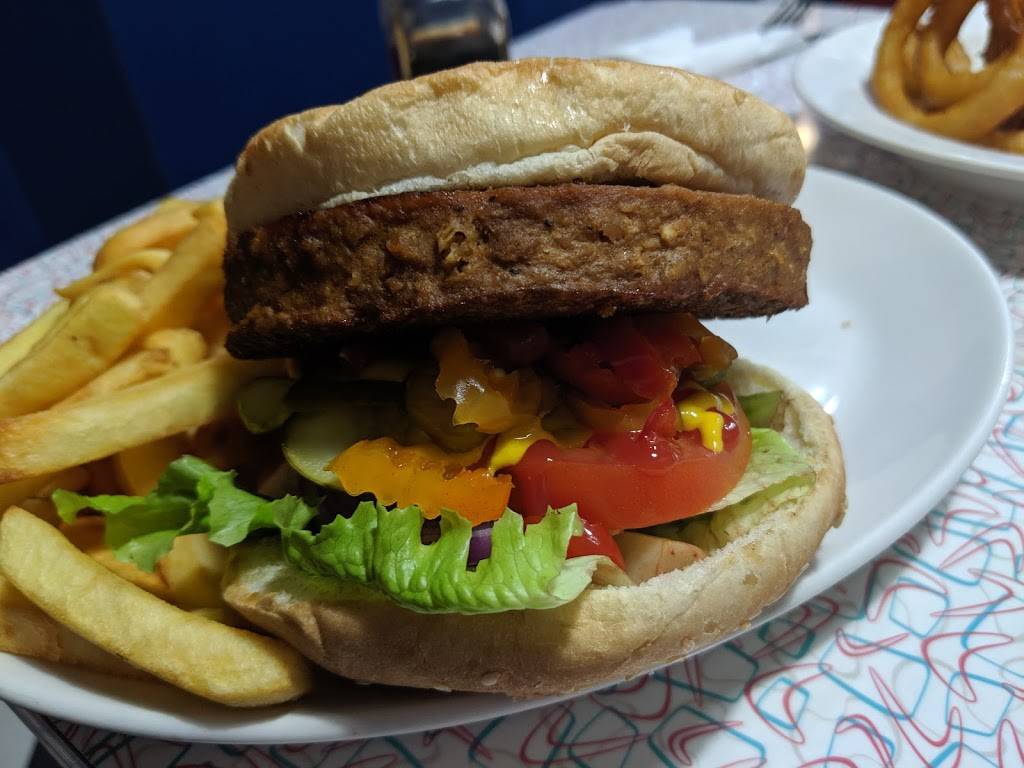 Wimpys Diner | restaurant | 25 Wyndham St N, Guelph, ON N1H 4E4, Canada | 5198363765 OR +1 519-836-3765