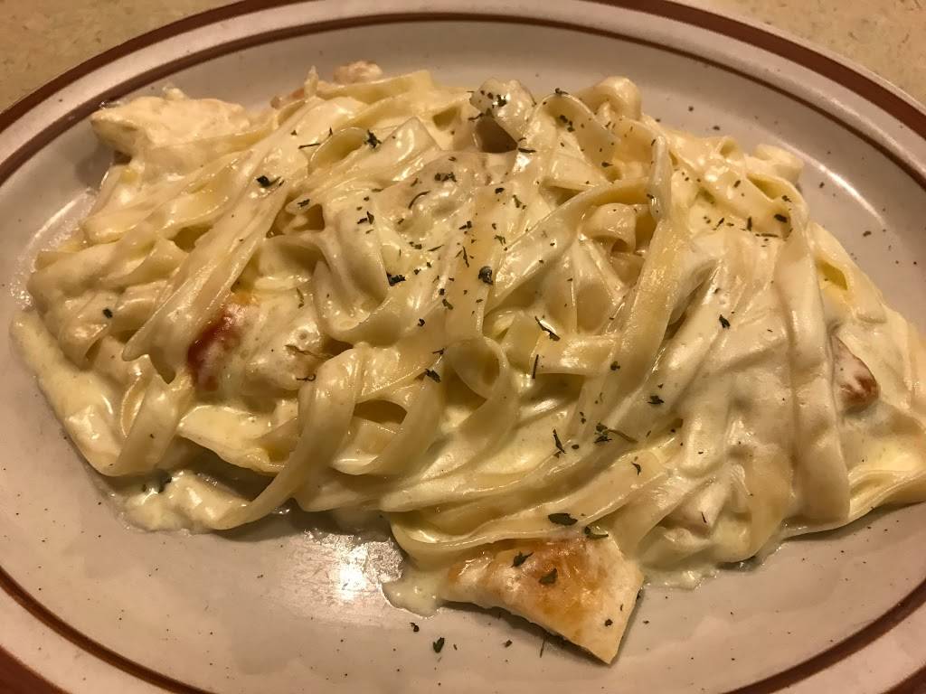 New Day Cafe | cafe | 2919 S 3rd St, Terre Haute, IN 47802, USA | 8122353200 OR +1 812-235-3200