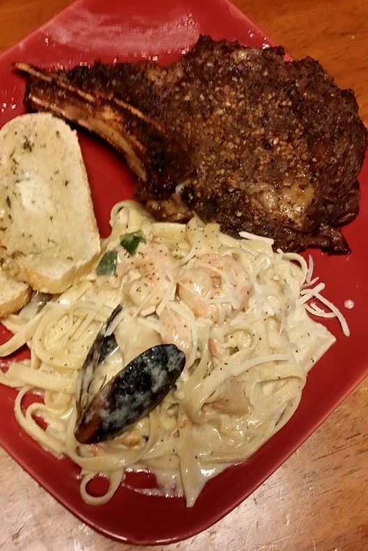 OUR FAVORITE AUNTIES KITCHEN | restaurant | 3915 Carnegie Ave K116, Cleveland, OH 44115, USA | 2164670163 OR +1 216-467-0163