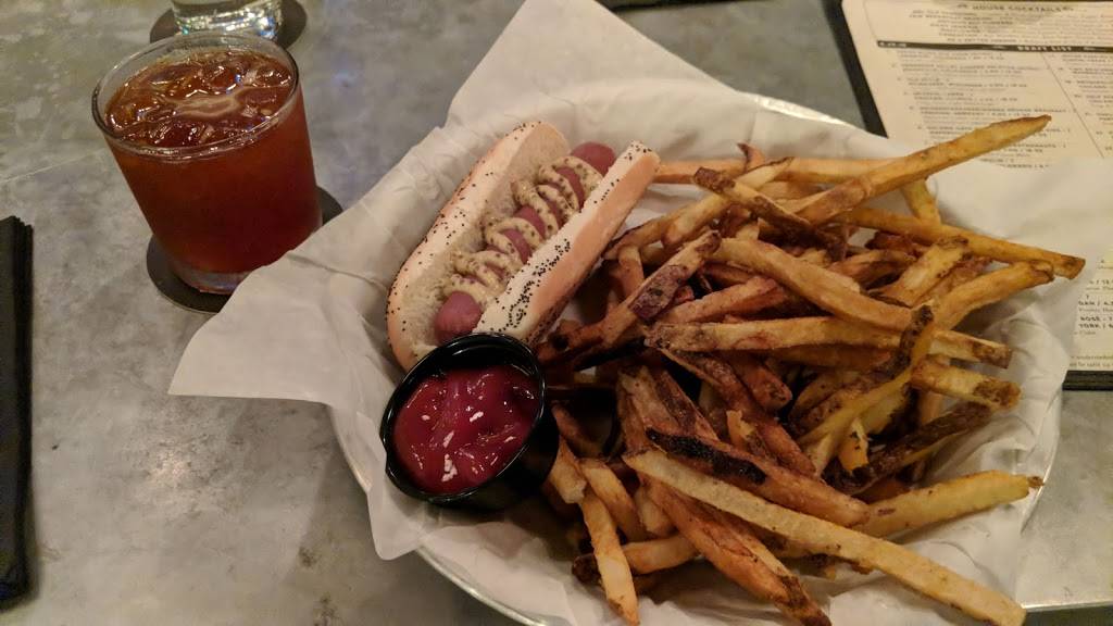 Bangers & Lace | restaurant | 810 Grove St, Evanston, IL 60201, USA | 8479050854 OR +1 847-905-0854