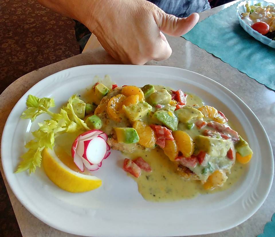 Fore Seasons Restaurant at the BCC | restaurant | 401 Mine Rd, Baraboo, WI 53913, USA | 6083566141 OR +1 608-356-6141