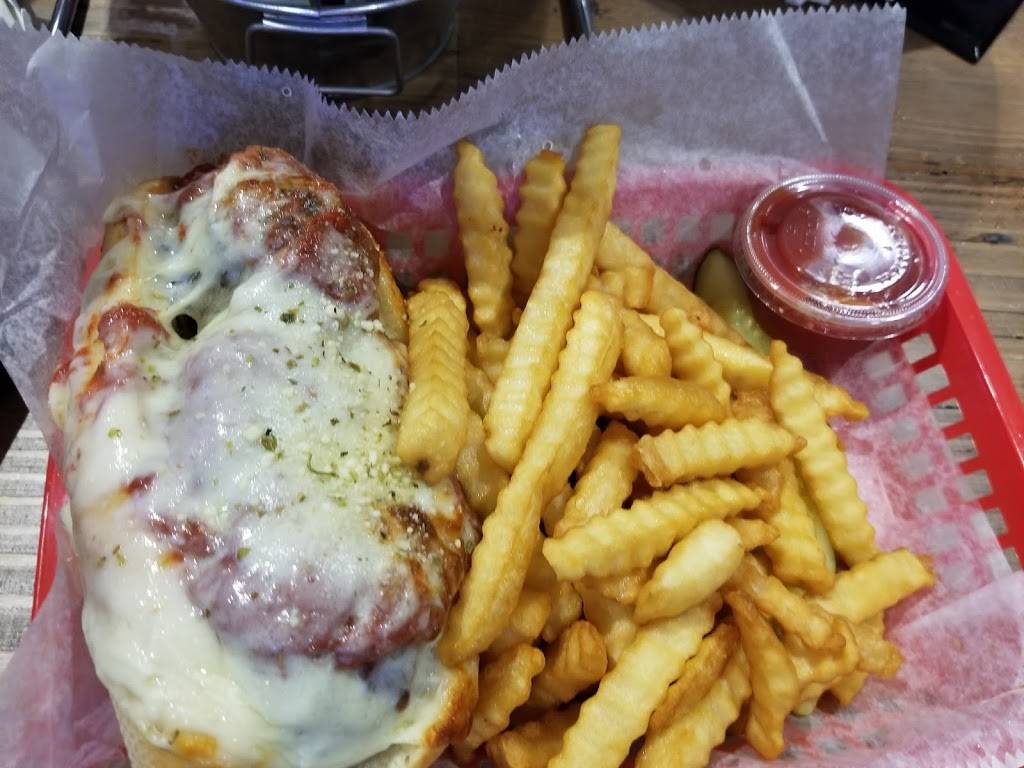 Gusano’s Pizzeria | restaurant | 5505 Phoenix Ave, Fort Smith, AR 72903, USA | 4794346444 OR +1 479-434-6444