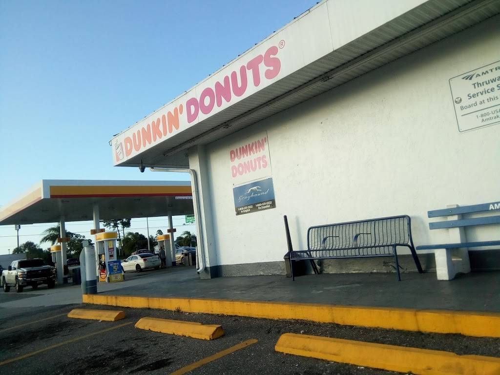 Dunkin | bakery | 900 Kings Hwy, Punta Gorda, FL 33980, USA | 9416252400 OR +1 941-625-2400