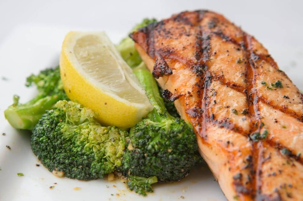 Shell Shack | restaurant | 770 E Road to Six Flags St #100, Arlington, TX 76011, USA | 8445882722 OR +1 844-588-2722