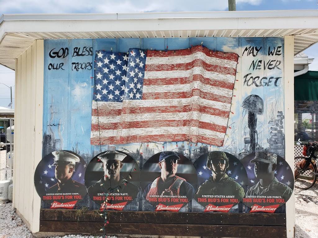 The Bridge Tender Inn & Dockside Bar | restaurant | 135 Bridge St, Bradenton Beach, FL 34217, USA | 9417784849 OR +1 941-778-4849