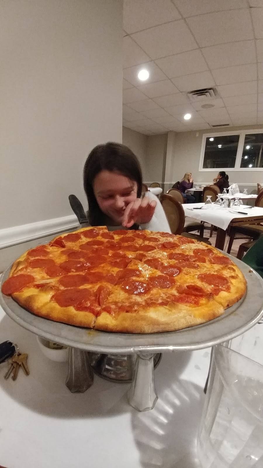 Testos Pizzeria & Restaurant | restaurant | 1023 Brooklawn Ave, Fairfield, CT 06825, USA | 2033300333 OR +1 203-330-0333