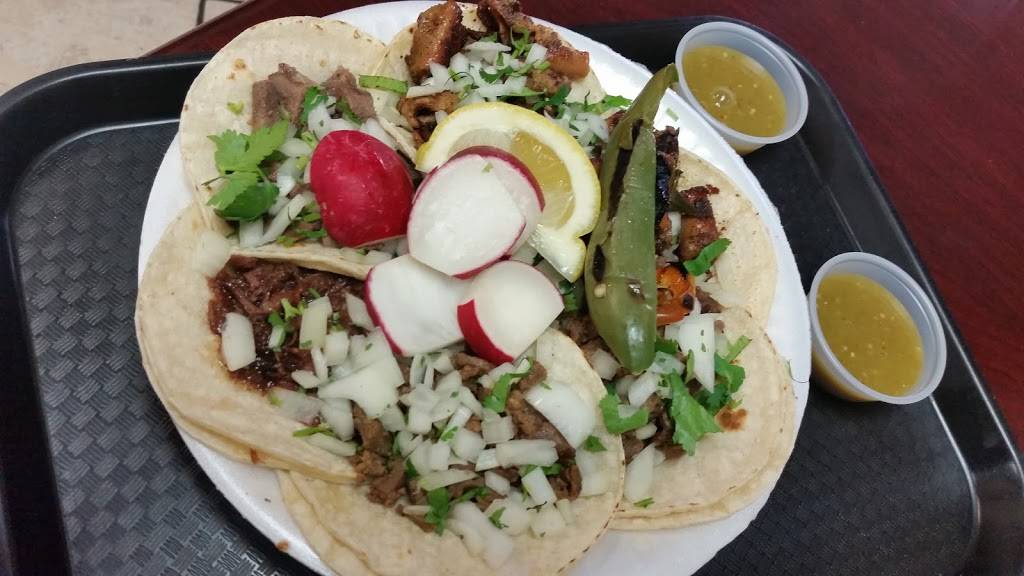 El Pariente Mexican Food | restaurant | 24375 Main St, Newhall, CA 91321, USA | 6617994959 OR +1 661-799-4959