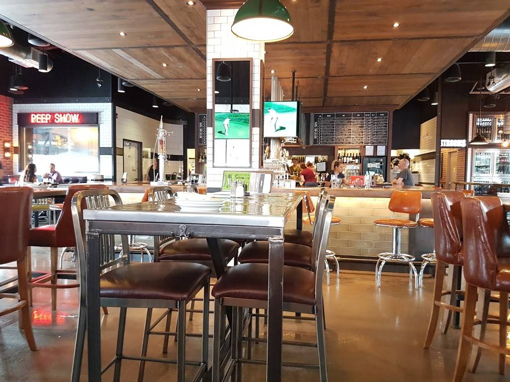 Beertown Public House - Burlington | restaurant | 2050 Appleby Line Unit K, Burlington, ON L7L 6M6, Canada | 9053327722 OR +1 905-332-7722