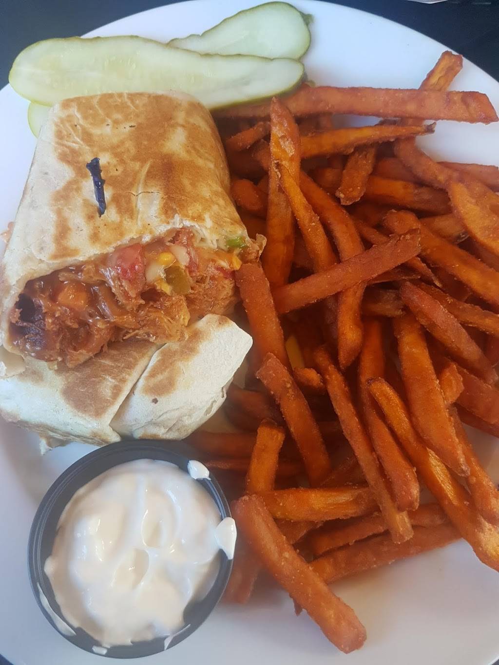 Angry Birds Rotisserie Chicken | restaurant | 376 Picton Main St, Picton, ON K0K 2T0, Canada | 6134760011 OR +1 613-476-0011