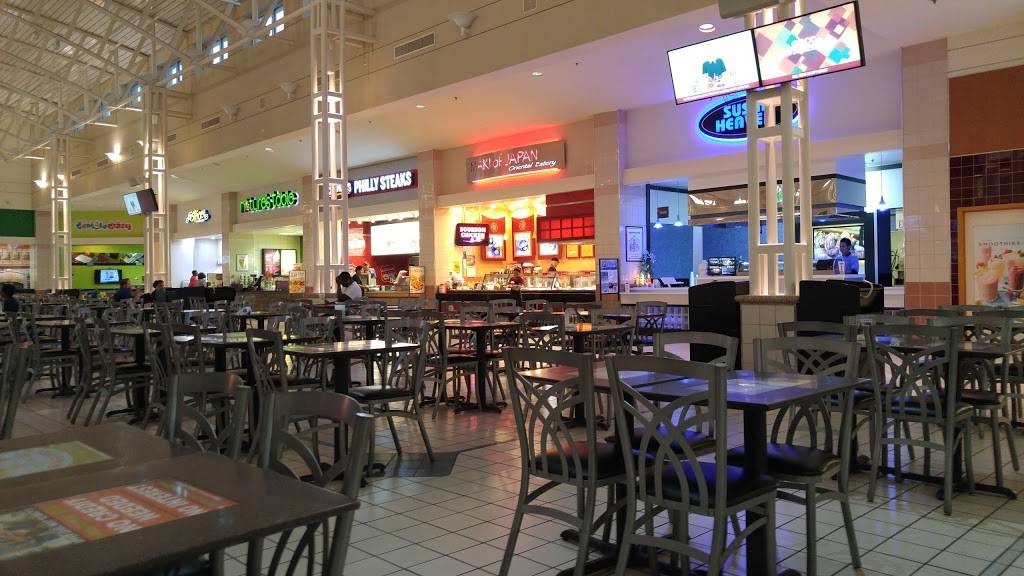Seminole Towne Center Food Court | restaurant | 200 Towne Center Cir, Sanford, FL 32771, USA | 4073231843 OR +1 407-323-1843