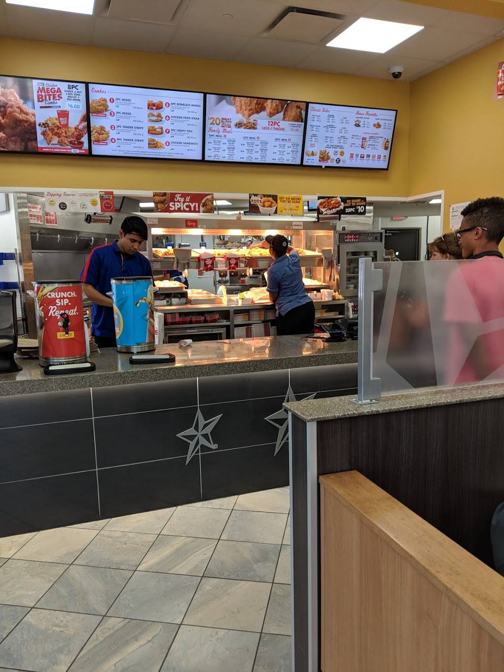 Churchs Chicken | restaurant | 24354 Wilderness Oak, San Antonio, TX 78258, USA | 2103184387 OR +1 210-318-4387