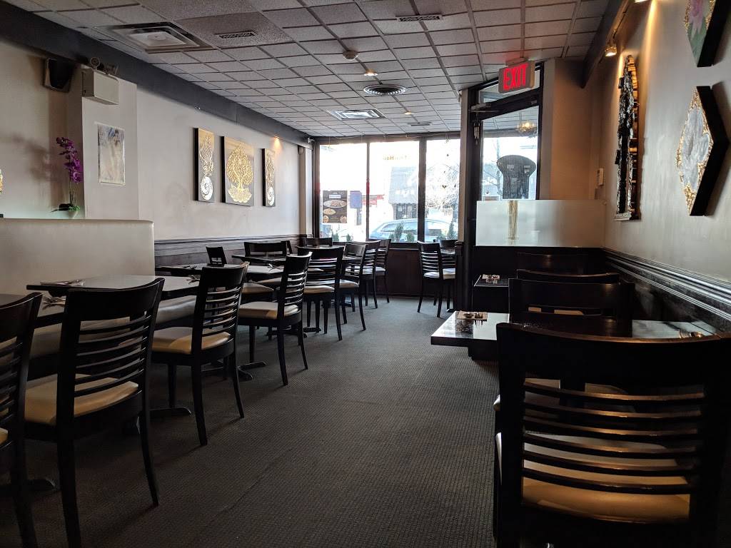 Thai House Cuisine | restaurant | 2213 Queen St E, Toronto, ON M4E 1E8, Canada | 4166868541 OR +1 416-686-8541