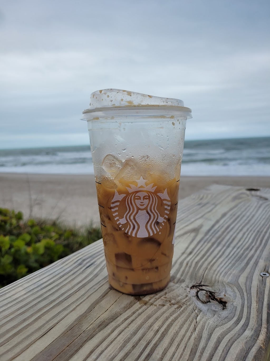 Starbucks | cafe | 500 N Miramar Ave, Indialantic, FL 32903, USA | 3215765327 OR +1 321-576-5327