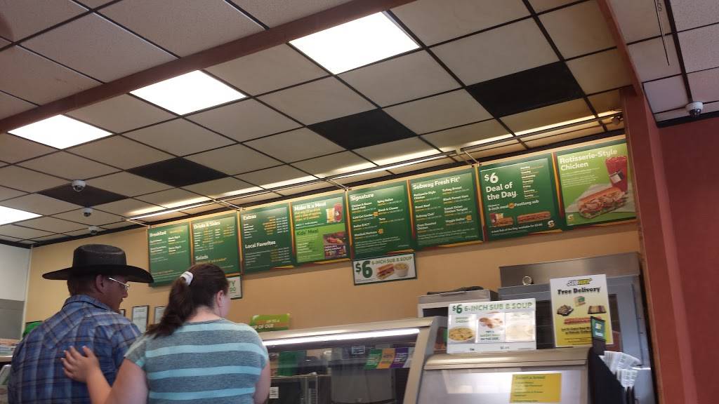 Subway Restaurants | restaurant | 5770 Hollister Suite A Northwest Crossing Cen, Houston, TX 77040, USA | 7136909797 OR +1 713-690-9797
