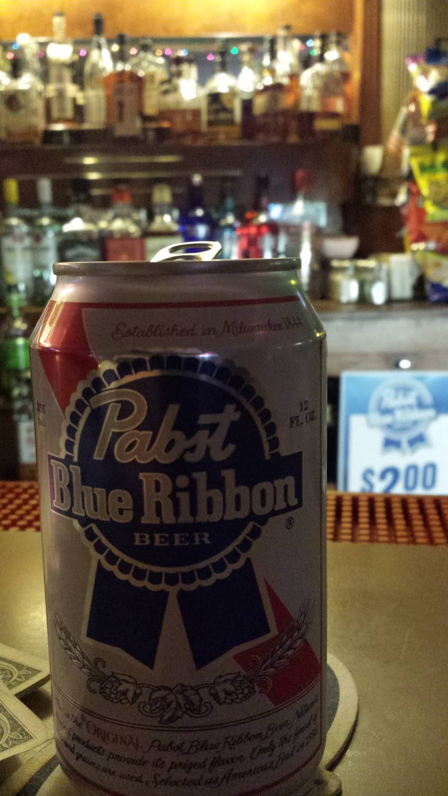 Windmill | restaurant | 6949 WI-22, Oconto Falls, WI 54154, USA | 9208464870 OR +1 920-846-4870