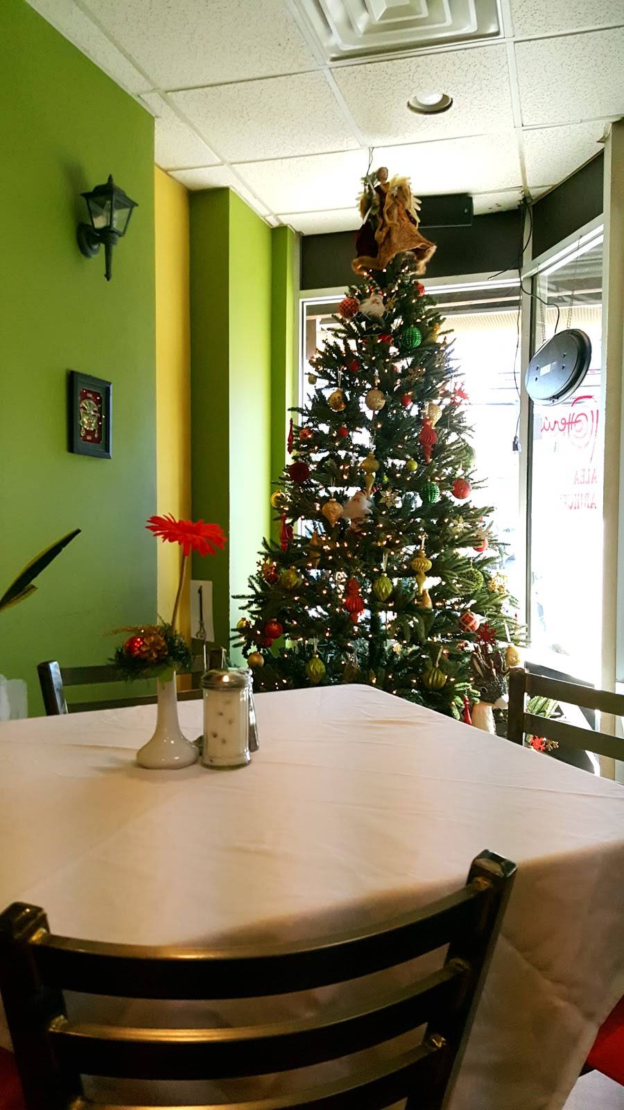 Tricolory | restaurant | 847 2nd Ave, Elizabeth, NJ 07202, USA | 9082897004 OR +1 908-289-7004