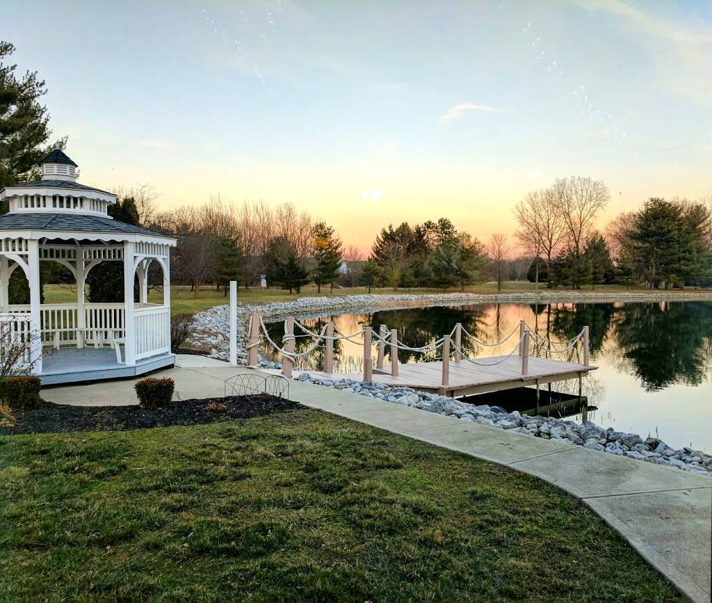 Hidden Lakes Winery | restaurant | 650 Winchester Pike, Canal Winchester, OH 43110, USA | 6148345294 OR +1 614-834-5294