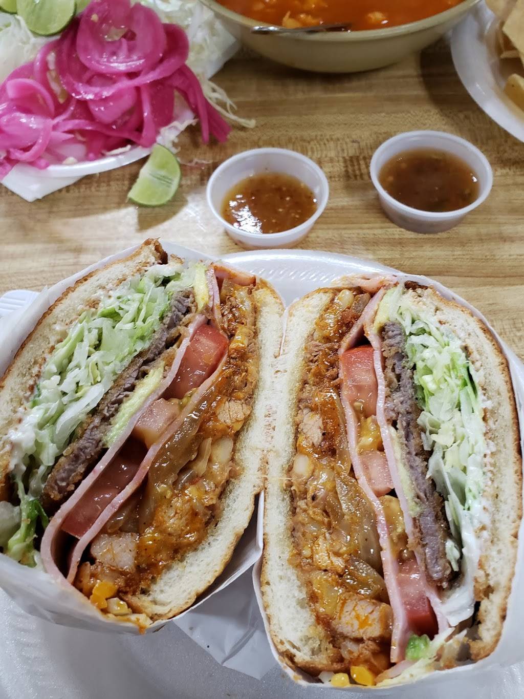 Tortas Ahogadas Guadalajara | restaurant | 518 N Arizona Ave, Chandler, AZ 85225, USA | 4808553888 OR +1 480-855-3888