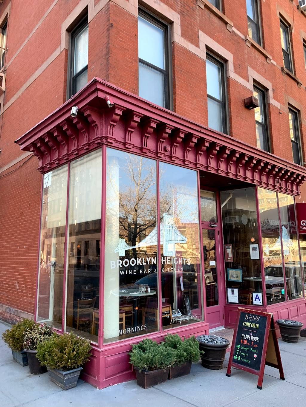 Brooklyn Heights Wine Bar & Kitchen | restaurant | 50 Henry St, Brooklyn, NY 11201, USA | 7188555595 OR +1 718-855-5595