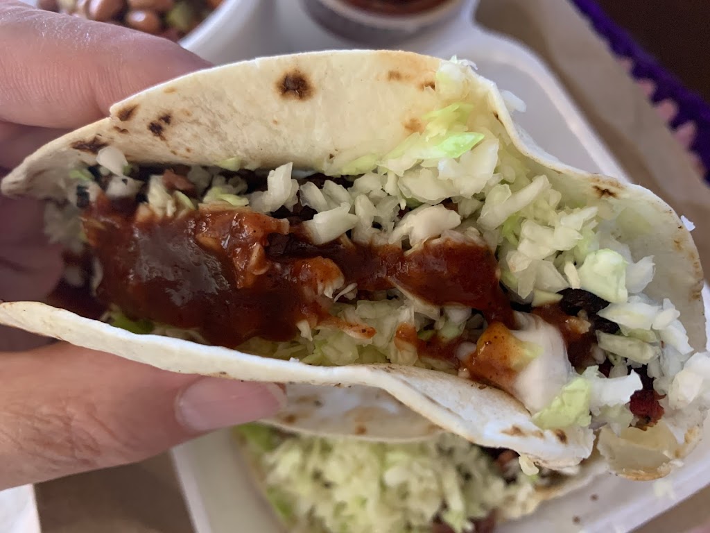 Luckys BBQ & Burgers | meal takeaway | 171 S Hwy 69 # E, Dewey, AZ 86327, USA | 9286320077 OR +1 928-632-0077